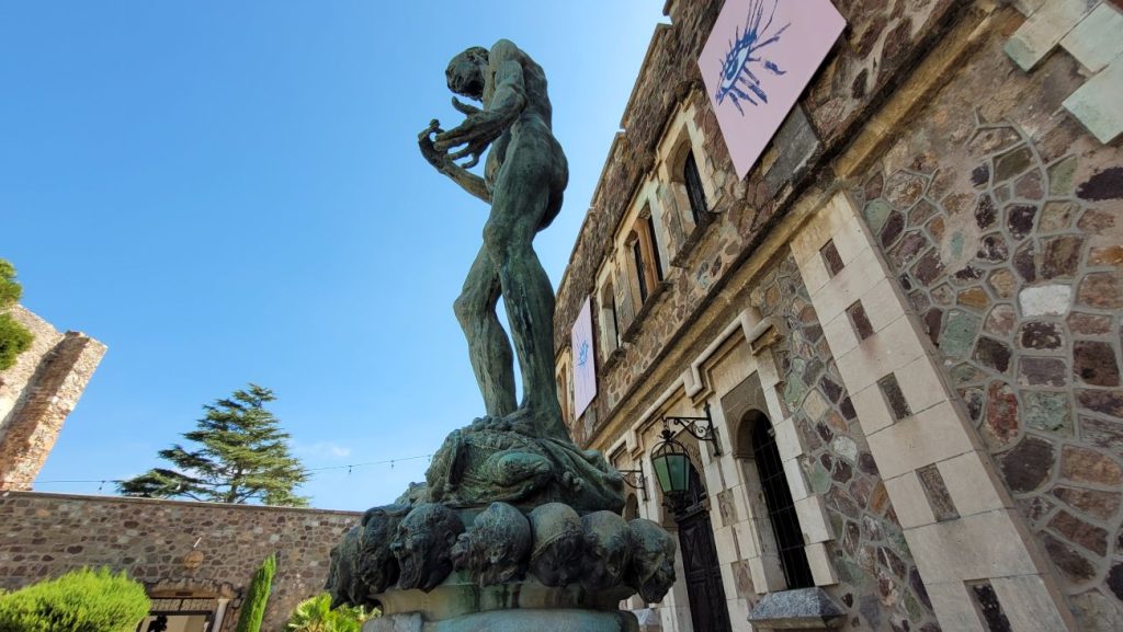 The God of Humormystics di Henry Clews allo Château de la Napoule