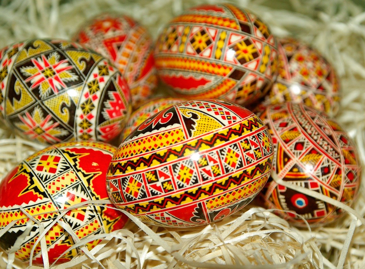 Come si celebra la Pasqua in Romania? Tradizioni e leggende