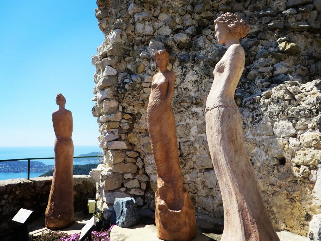 sculture nel giardino esotico di Eze