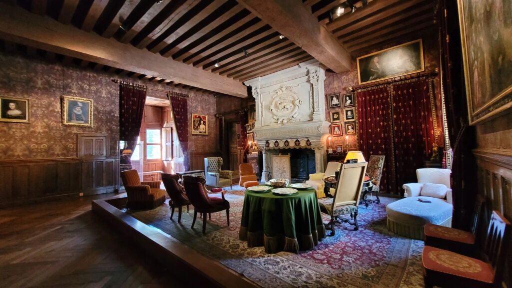 gli interni del castello di Azay-le-Rideau