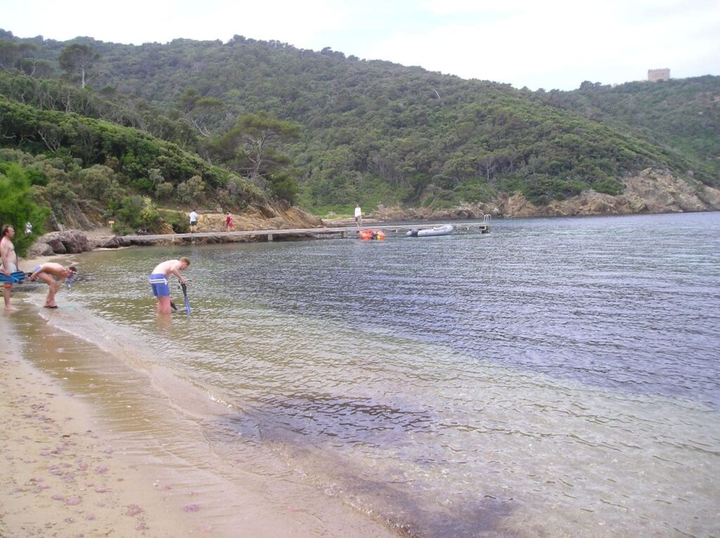 plage de la Palud située sur l'île de Port-Cros,
