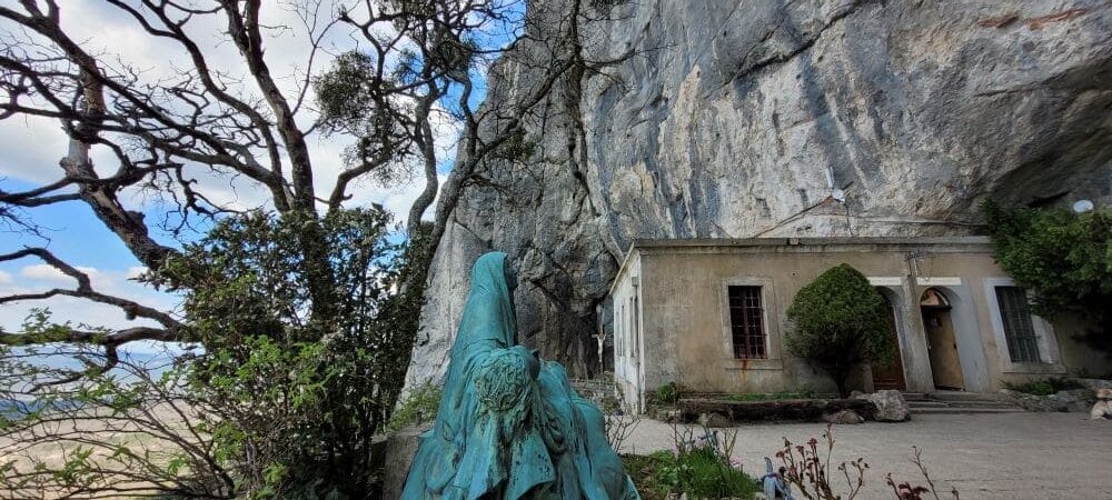 La grotta di Maria Maddalena alla Sainte Baume in Provenza